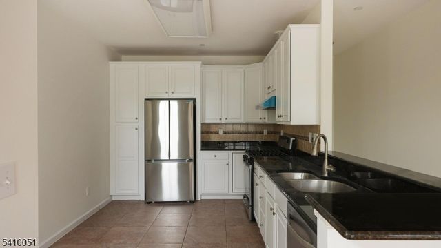 7 Patriots Path, South Bound Brook Boro, NJ 08880