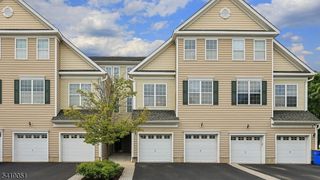 7 Patriots Path, South Bound Brook Boro, NJ 08880