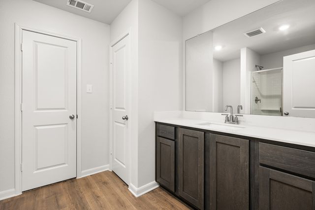 405 Gib Woodall Drive, Venus, TX 76084