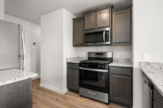 405 Gib Woodall Drive, Venus, TX 76084