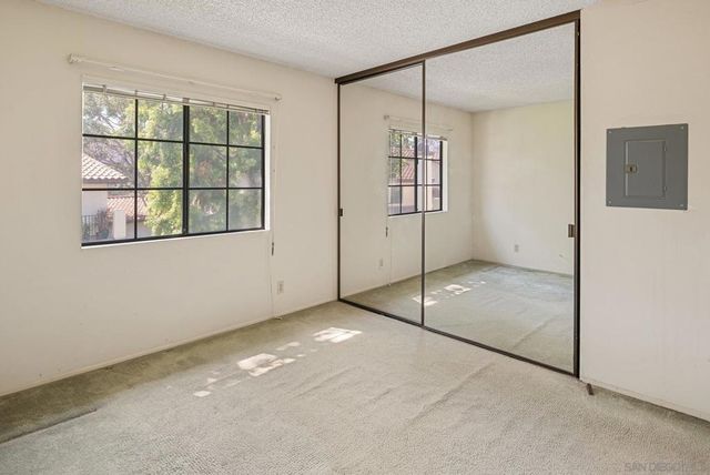 4190 Porte De Palmas 25, San Diego, CA 92122