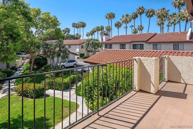 4190 Porte De Palmas 25, San Diego, CA 92122