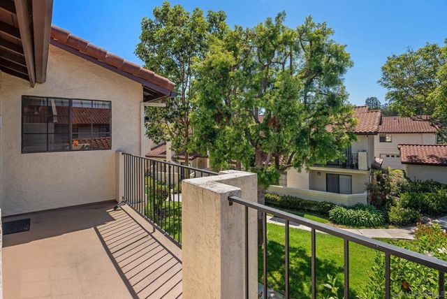4190 Porte De Palmas 25, San Diego, CA 92122