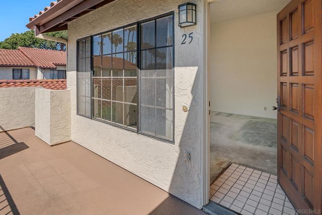 4190 Porte De Palmas 25, San Diego, CA 92122