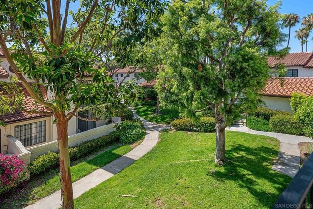 4190 Porte De Palmas 25, San Diego, CA 92122