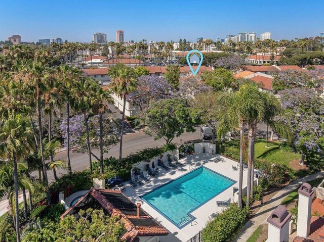4190 Porte De Palmas 25, San Diego, CA 92122