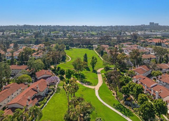 4190 Porte De Palmas 25, San Diego, CA 92122