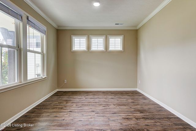 10507 Vista View Dr, Louisville, KY 40291