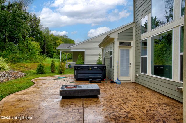 10507 Vista View Dr, Louisville, KY 40291