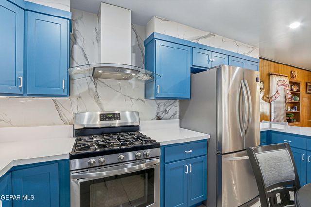 380 INNSBRUCK Avenue, Socorro, TX 79927