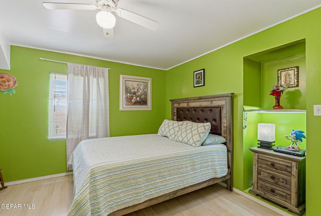 380 INNSBRUCK Avenue, Socorro, TX 79927