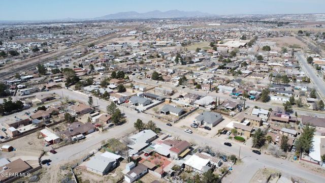 380 INNSBRUCK Avenue, Socorro, TX 79927