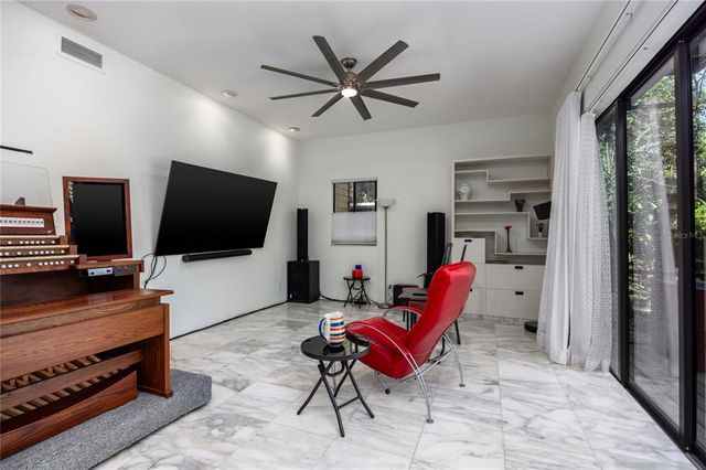 6030 NW 24TH LANE, Gainesville, FL 32606