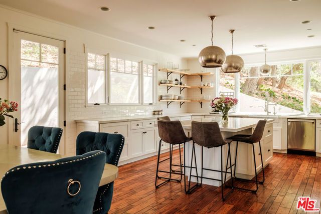21717 Encina Road, Topanga (los Angeles), CA 90290