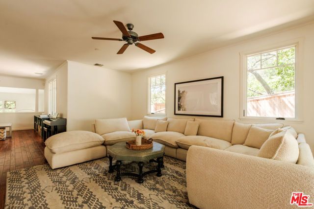 21717 Encina Road, Topanga (los Angeles), CA 90290