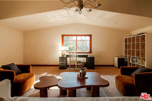 21717 Encina Road, Topanga (los Angeles), CA 90290