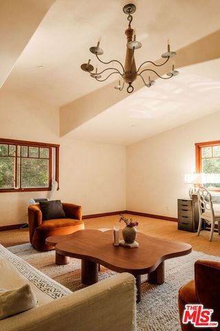 21717 Encina Road, Topanga (los Angeles), CA 90290