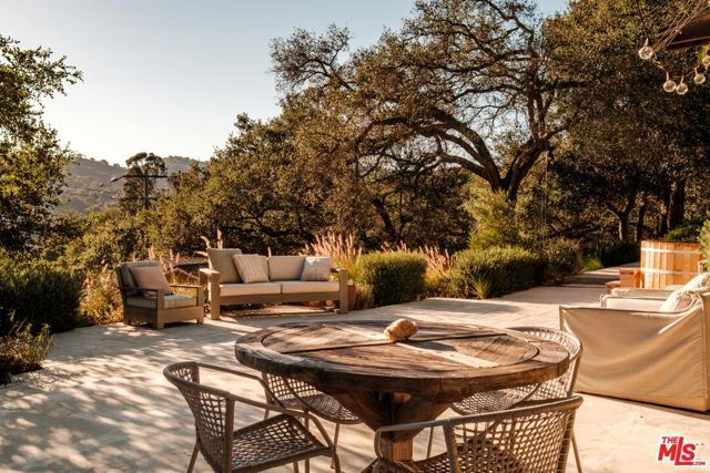 21717 Encina Road, Topanga (los Angeles), CA 90290