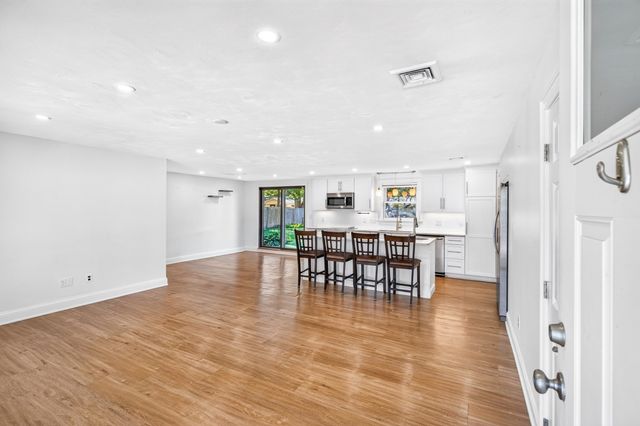 15 Roger Rd, Holbrook, MA 02343