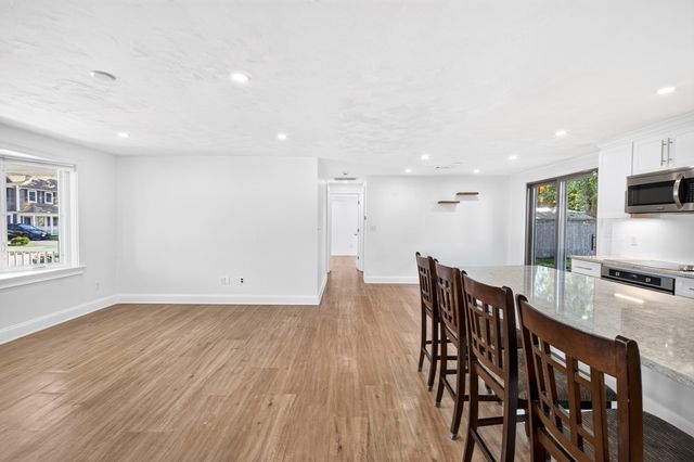 15 Roger Rd, Holbrook, MA 02343