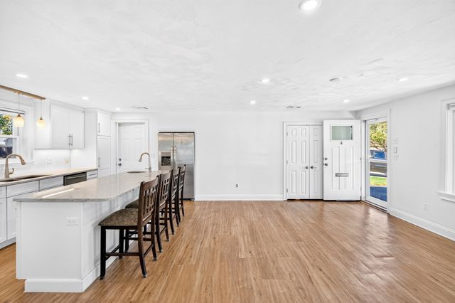 15 Roger Rd, Holbrook, MA 02343