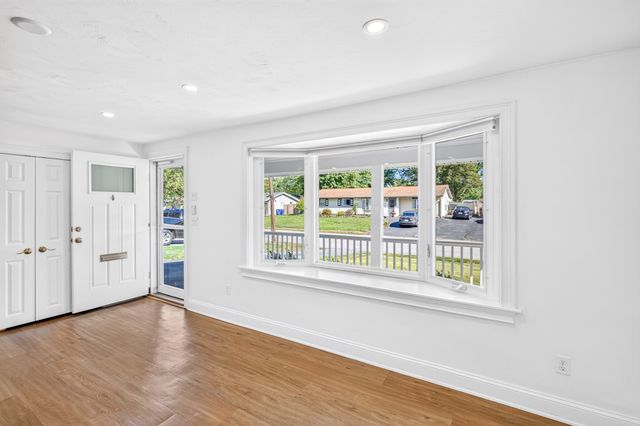 15 Roger Rd, Holbrook, MA 02343