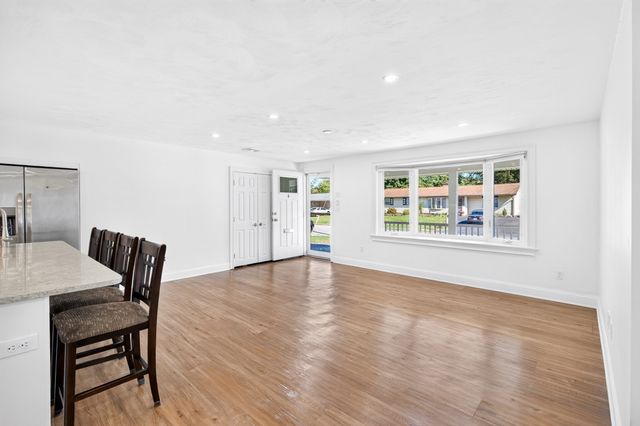 15 Roger Rd, Holbrook, MA 02343