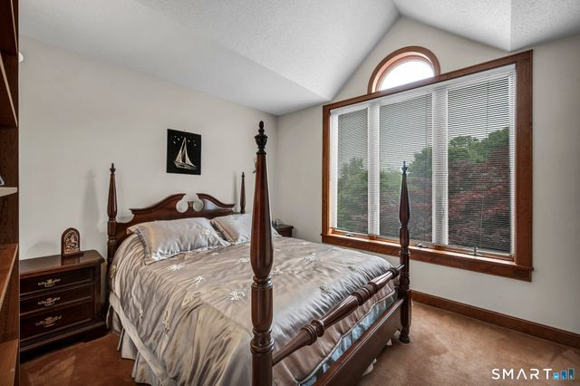 604 Brownstone Ridge, Meriden, CT 06451