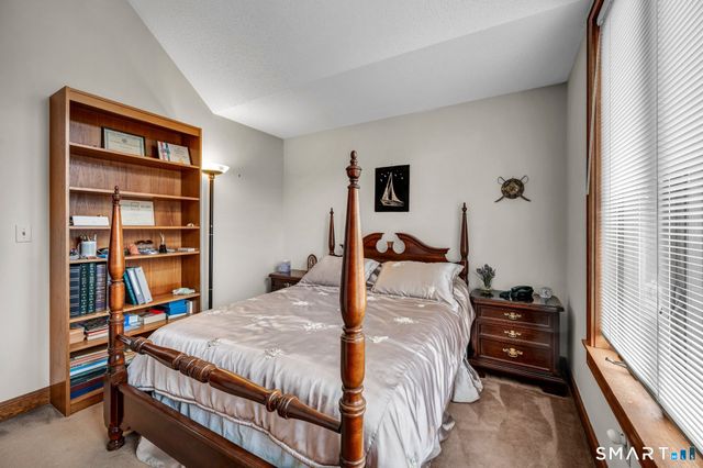 604 Brownstone Ridge, Meriden, CT 06451