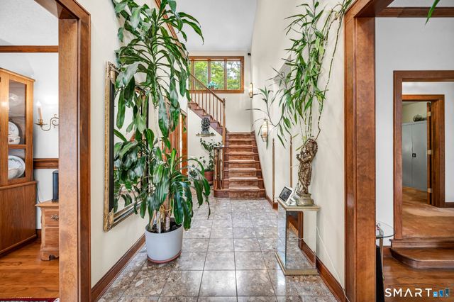 604 Brownstone Ridge, Meriden, CT 06451