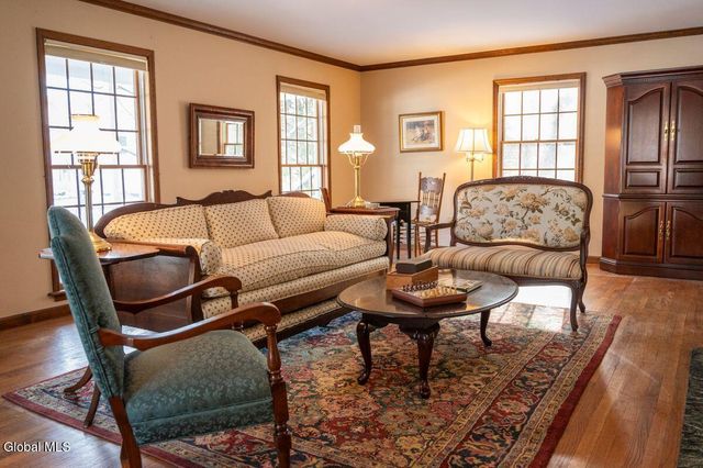 96 Hunter Lane, Queensbury, NY 12804