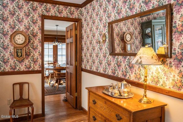 96 Hunter Lane, Queensbury, NY 12804