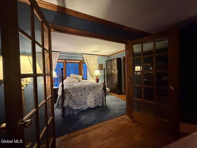 96 Hunter Lane, Queensbury, NY 12804