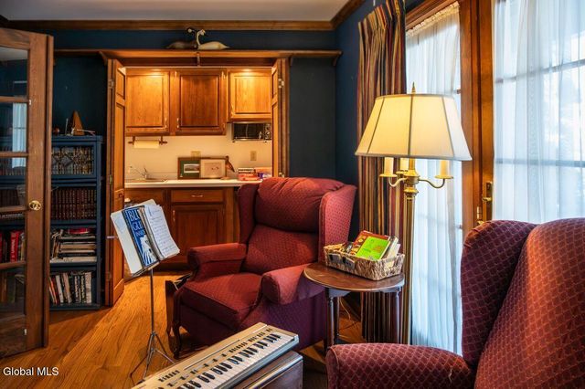 96 Hunter Lane, Queensbury, NY 12804