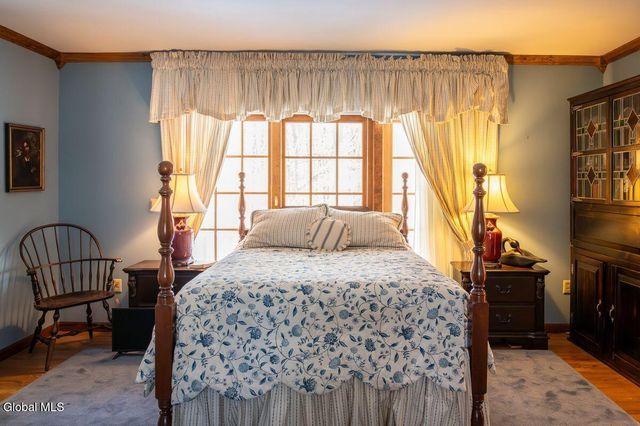 96 Hunter Lane, Queensbury, NY 12804