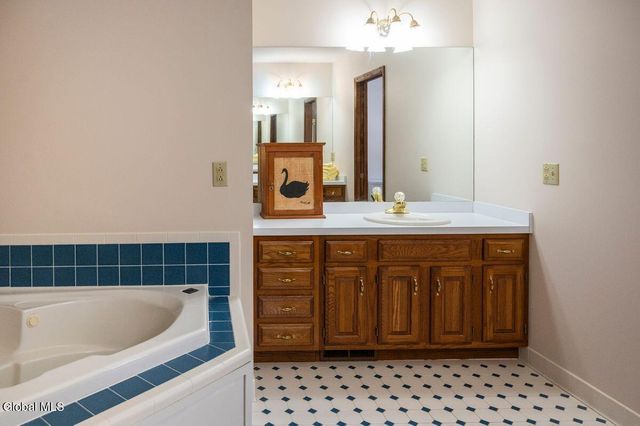 96 Hunter Lane, Queensbury, NY 12804