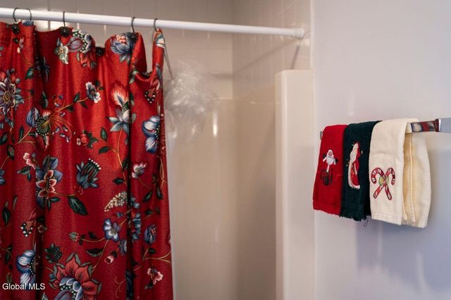 96 Hunter Lane, Queensbury, NY 12804