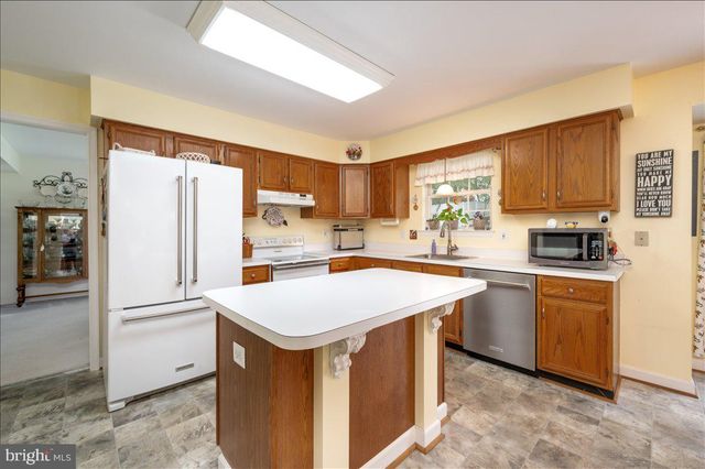 6447 SKIPTON DR, Hanover, MD 21076