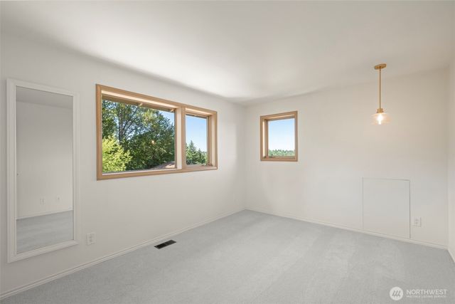 6121 NE 152nd Street, Kenmore, WA 98028