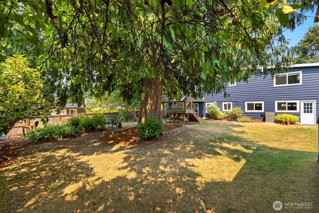 10913 NE 48th Street, Kirkland, WA 98033