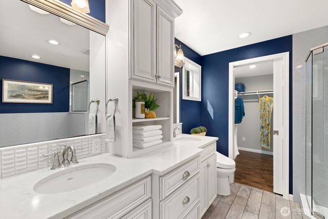 10913 NE 48th Street, Kirkland, WA 98033