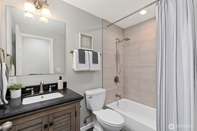 10913 NE 48th Street, Kirkland, WA 98033