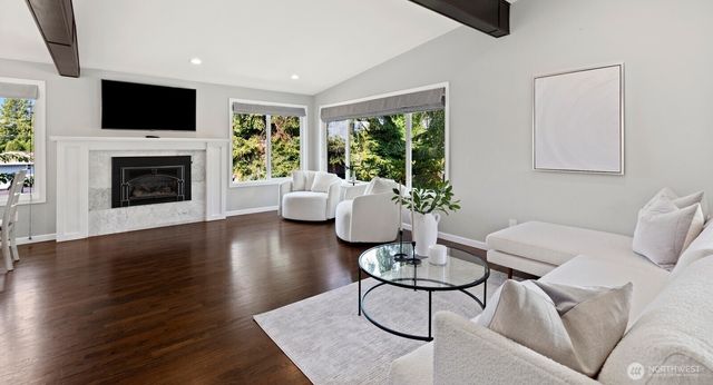 10913 NE 48th Street, Kirkland, WA 98033