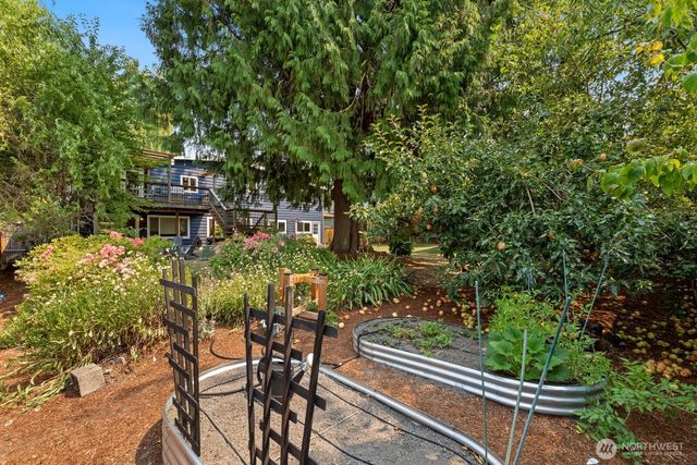 10913 NE 48th Street, Kirkland, WA 98033