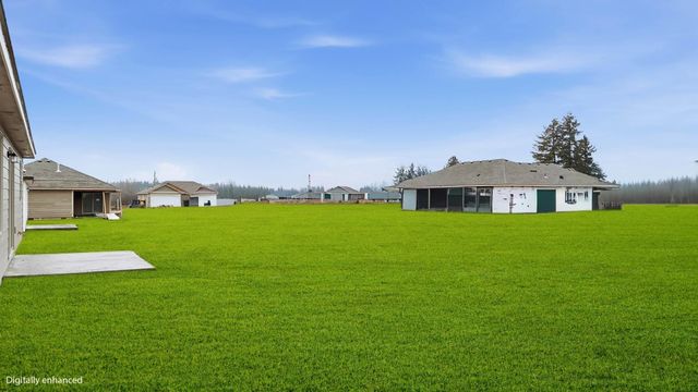 16 W 12th St, Deer Park, WA 99006