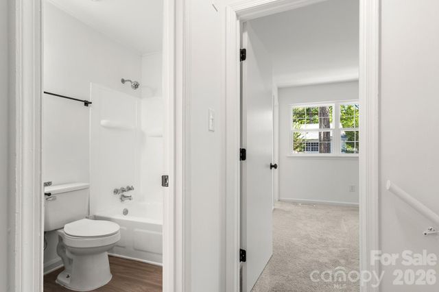 8517 Castle Pine Court, Charlotte, NC 28226