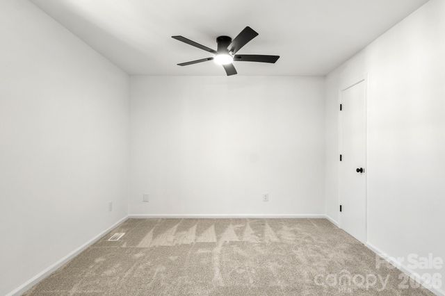 8517 Castle Pine Court, Charlotte, NC 28226