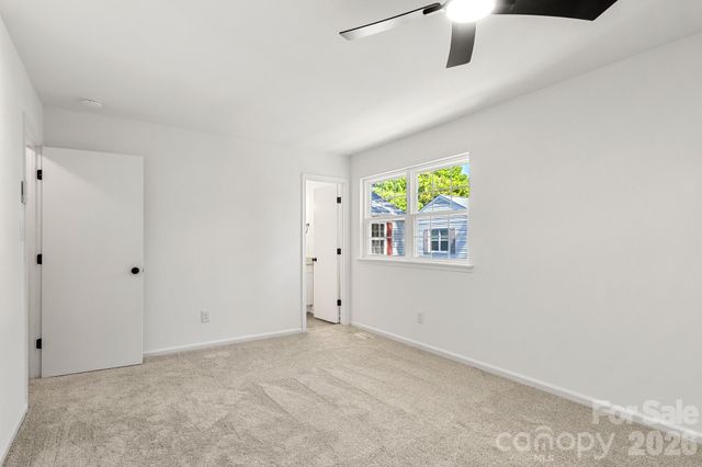 8517 Castle Pine Court, Charlotte, NC 28226