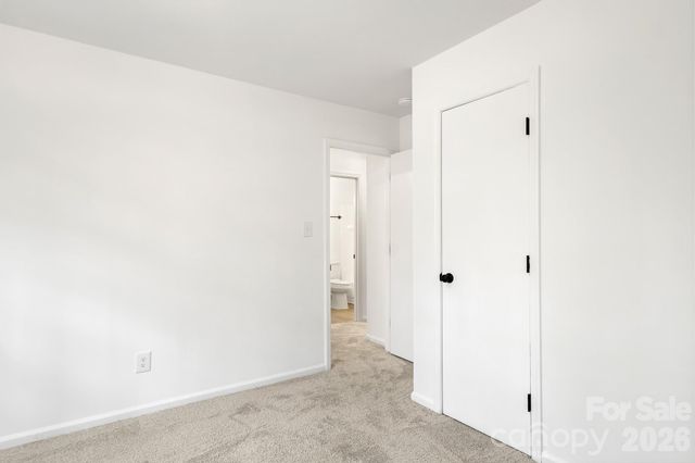 8517 Castle Pine Court, Charlotte, NC 28226