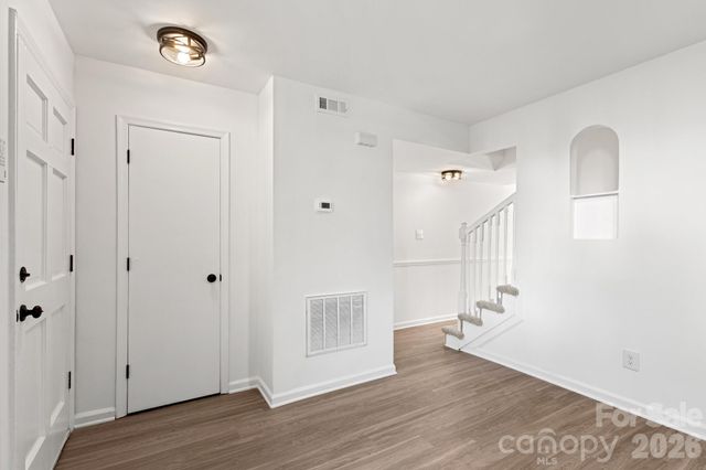 8517 Castle Pine Court, Charlotte, NC 28226